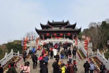 新疆湖北旅游攻略(七月湖北旅游攻略)