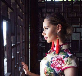 新疆伴游中国带你去梦里水乡(梦里水乡旅游开发有限公司)