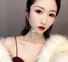 新疆兼职模特拍摄网站在哪找(兼职模特拍摄网站在哪找到)