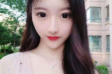 新疆中国旅游团伴游几钱(中国旅游团伴游几钱一个月)