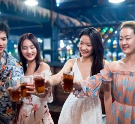 新疆做兼职模特需要有什么前提(当兼职模特需要签约吗)