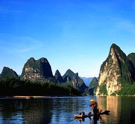 新疆旅游视频(旅游视频怎么做)