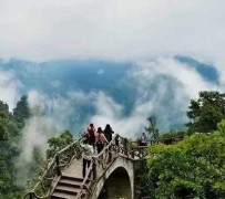 新疆二日游(二日游旅游攻略)