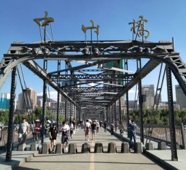 新疆兰州旅游攻略(兰州旅游攻略一日游计划)