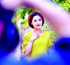 新疆中年女兼职模特(中年女兼职模特视频)