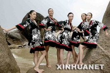 新疆模特大赛泳装(中国模特大赛泳装)