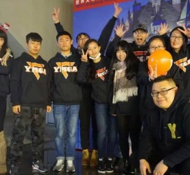 新疆中国留学生德国伴游(有一名德国留学的中国留学生)