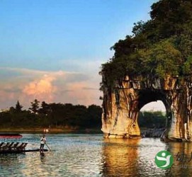 新疆旅游景点(旅游景点app推荐)