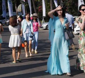 新疆上海商务伴游男雇用(上海雇用高端伴游一天20万)