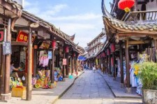 新疆成都自助游(成都自助旅游攻略)