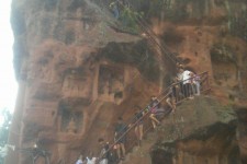 新疆乐山旅游攻略(乐山旅游攻略自由行路线推荐)