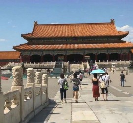 新疆旅行攻略(北京旅行攻略英语)