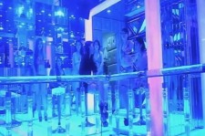 新疆上海伴游 [视频]曝伴游行业内幕：白天陪玩晚上陪睡