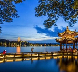 新疆游遍中国伴游网(旅游伴游中国)
