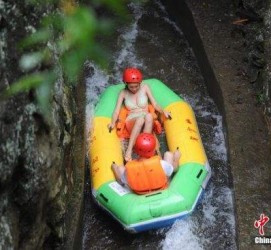 新疆伴游中国三亚(三亚结伴旅游网)