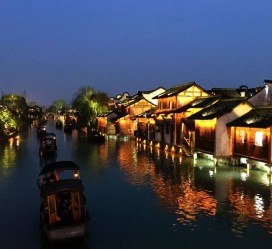 新疆乌镇旅游攻略(乌镇旅游攻略景点必去)