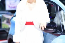 新疆兼职模特摄影收费(哪里能够找兼职模特摄影)