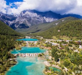 新疆旅游推荐(旅游推介词)