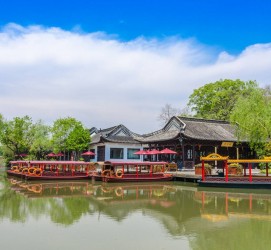 新疆旅游景点(旅游景点排行榜)