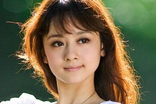 新疆极品美女模特兼职和大款视频的简单介绍