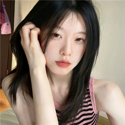 新疆顶级商务伴游：精致品尝，超越期望的不凡体验  