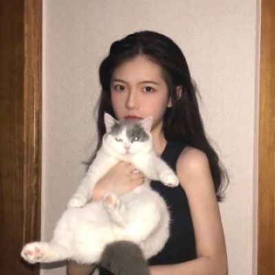 新疆伴游女生杨芃寒的资料