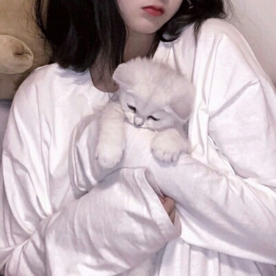 新疆伴游女生肖小舟的资料