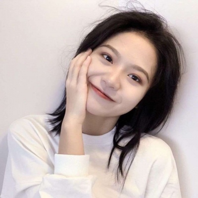 新疆伴游女生鲁觅舞的资料