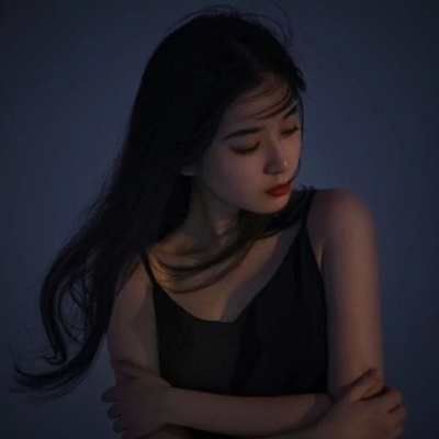 新疆伴游女生谢悦悦的资料