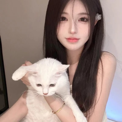 新疆伴游女生陈露晞的资料