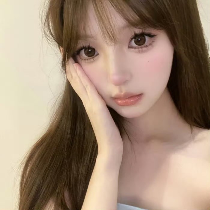 新疆伴游女生星晚的资料