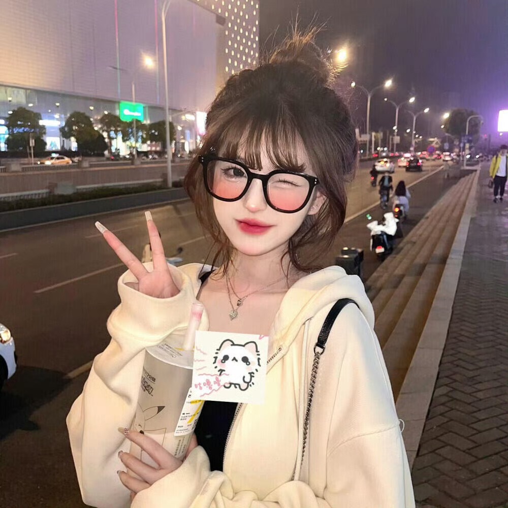 新疆伴游女生KIKI的资料