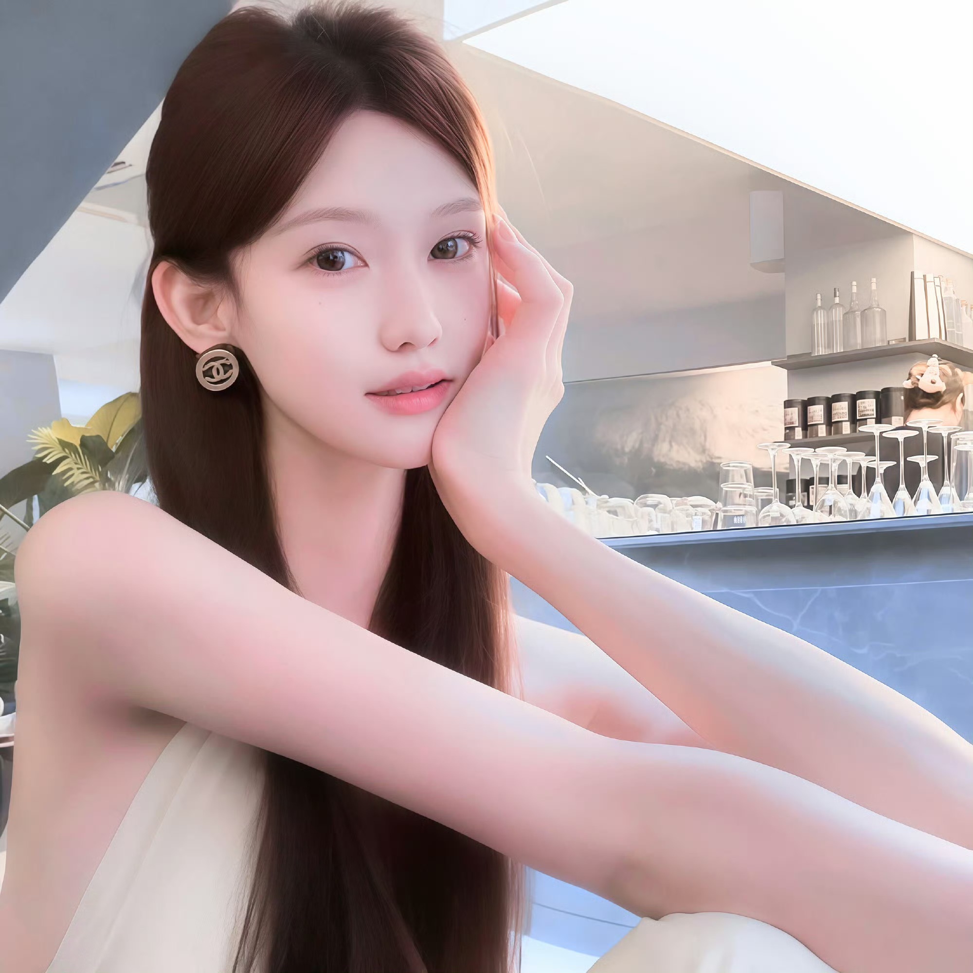 新疆伴游女生林杨的资料