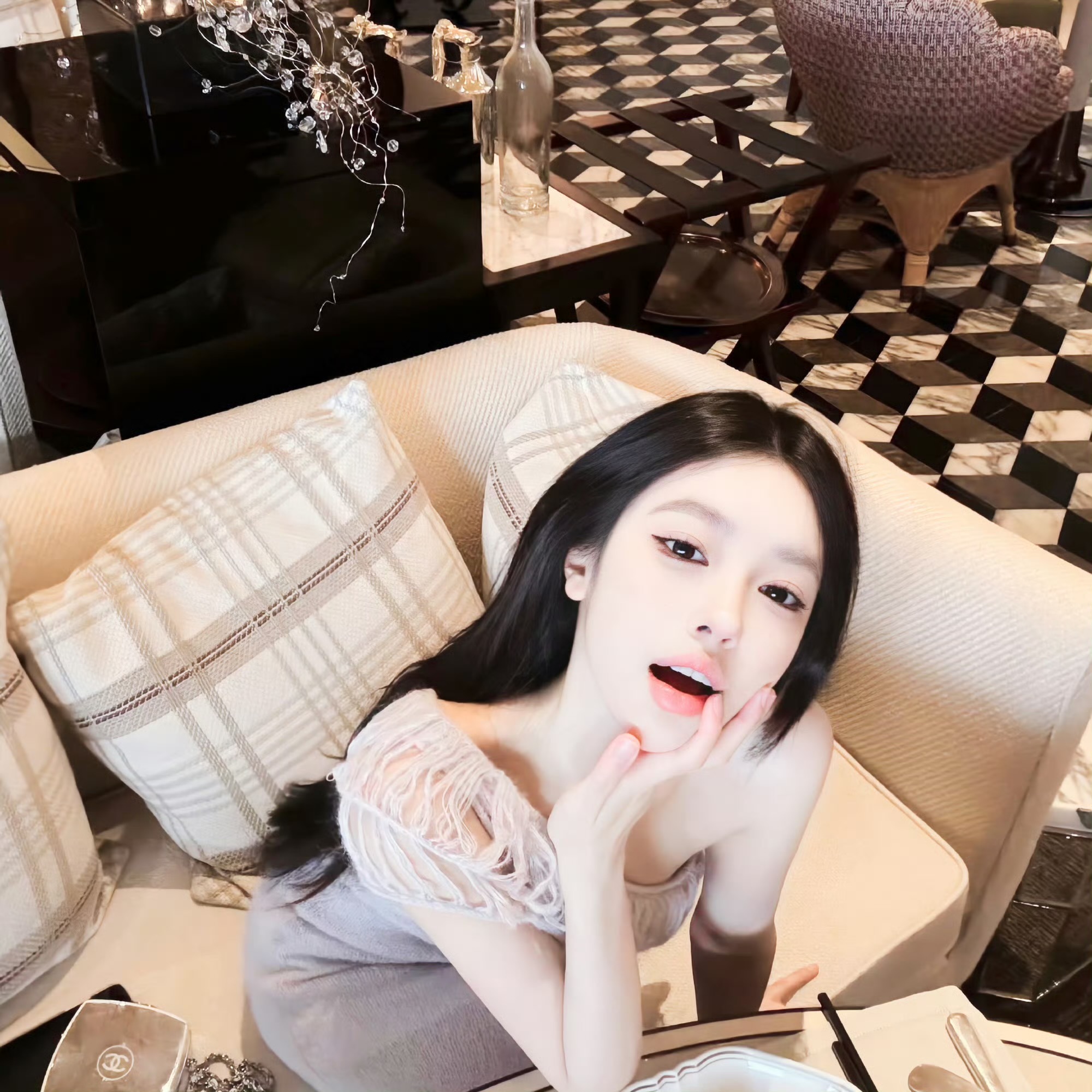 新疆伴游女生 | Ursula的资料